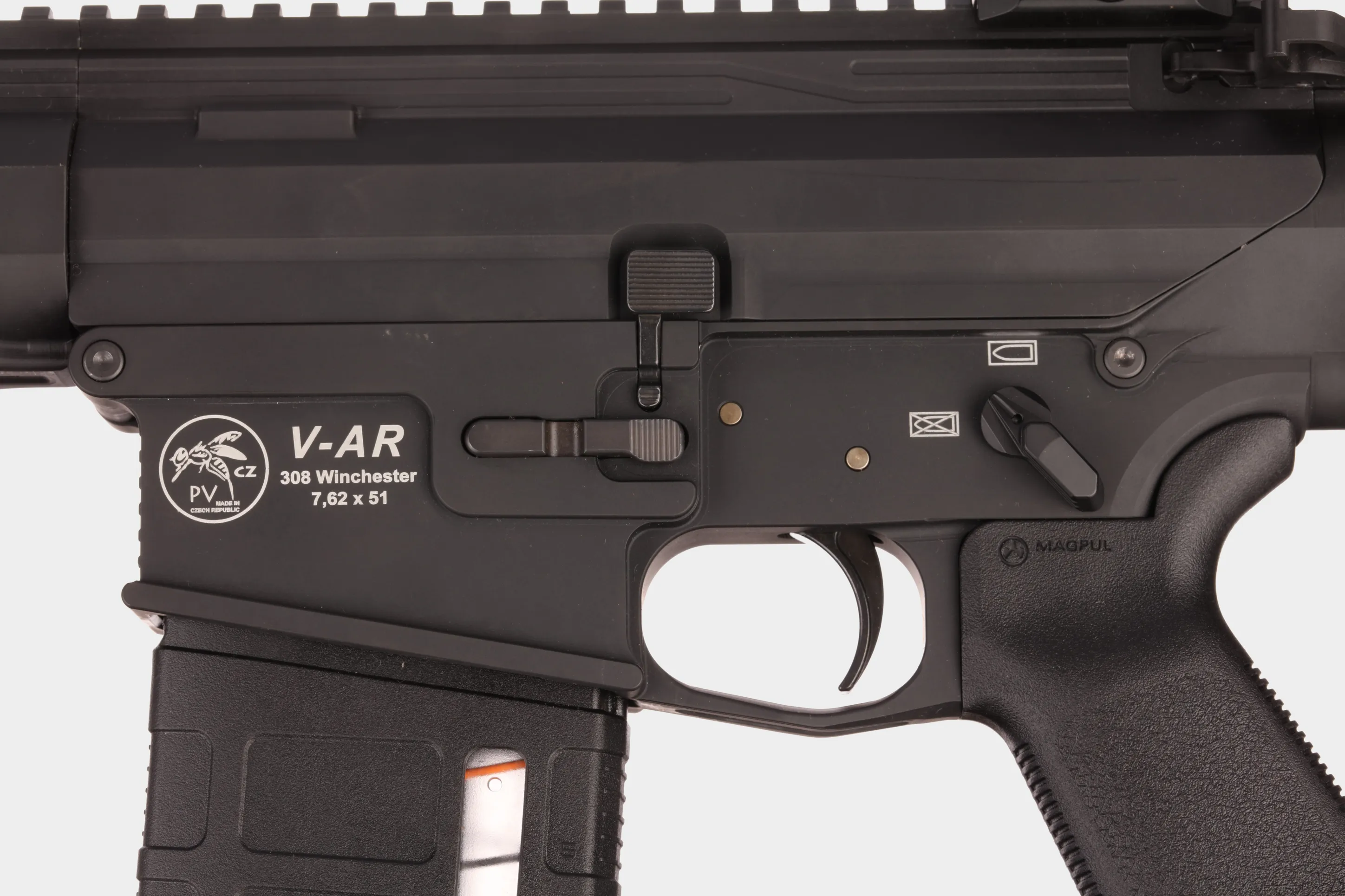 Detailní obrázek 3 v galerii pušky V-AR 7.62 x 51mm